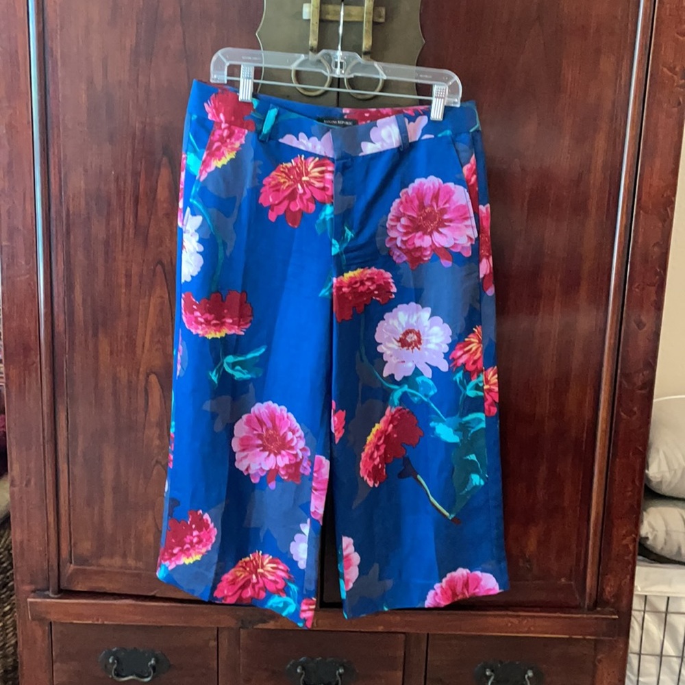 Banana Republic Floral Gaucho Size 6 - Picture 3 of 10